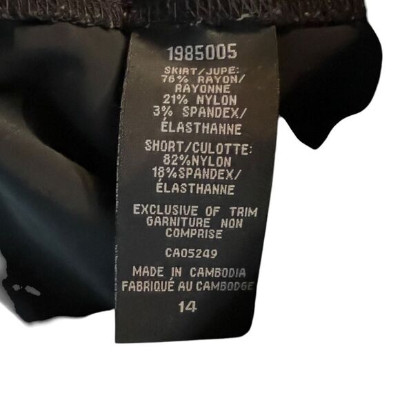 S.C & CO black sports skirt. Size 14 - Picture 2 of 7